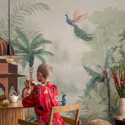 Savaime lipnus fototapetas su pavo motyvu