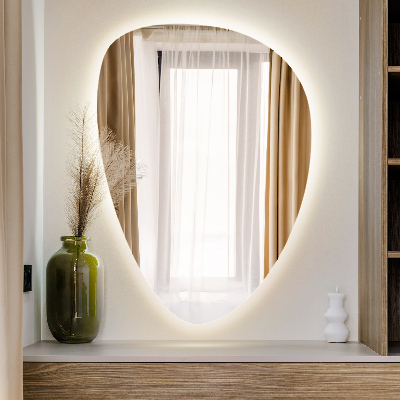 Kiaušinio formos veidrodis su LED apšvietimu