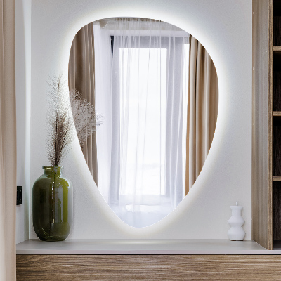 Kiaušinio formos veidrodis su LED apšvietimu