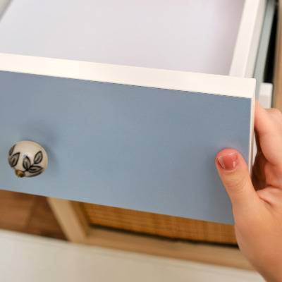 Lipni plėvelė baldams Kūdikio mėlyna