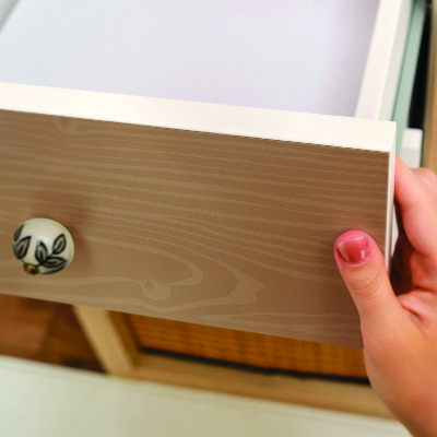 Lipni baldų plėvelė Medinis raštas