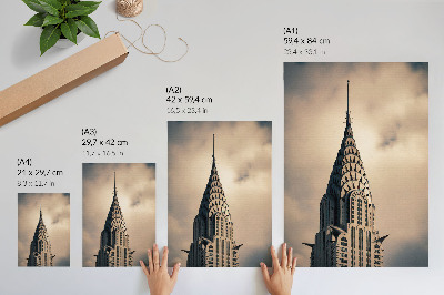 Plakatas Elegantiškas bokštas, vizualinė simetrija ir architektūrinių formų gausa