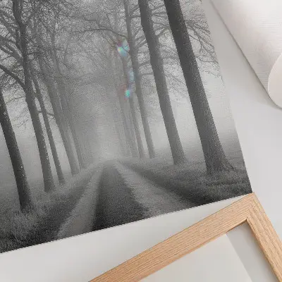 Sieninis plakatas miglotų medžių alėja modernaus minimalizmo stiliaus