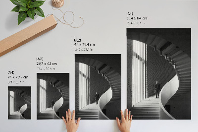 Plakatas Spiralinių laiptų plytų minimalizmo kontrastas
