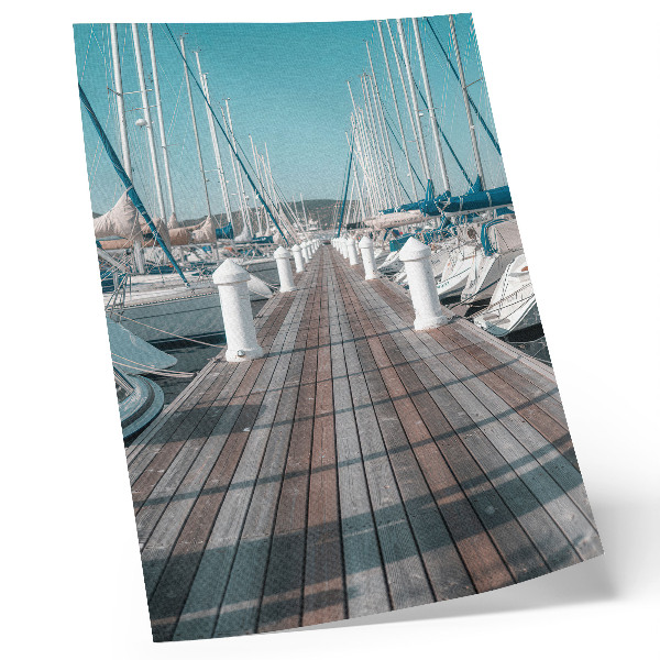 Dekoratyvinis plakatas Marina jachtos molas mėlynas dangus simetrija