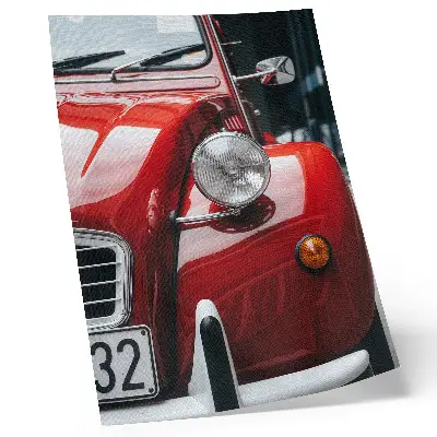 Sieninis plakatas klasikinis automobilis su išraiškingomis detalėmis ir retro atmosfera