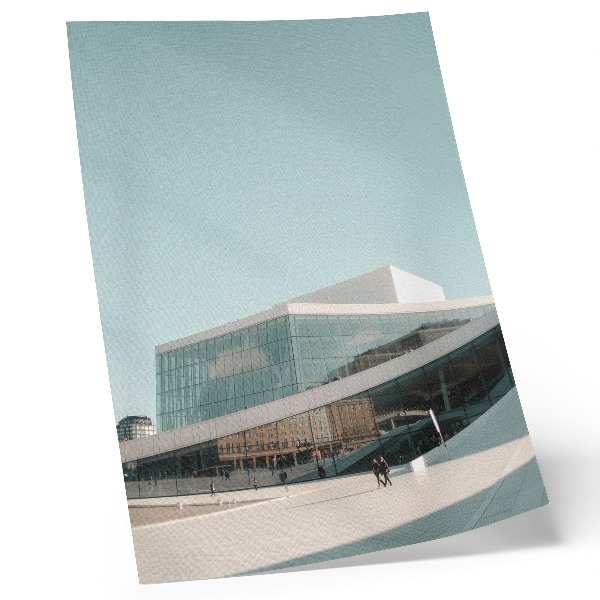Sieninis plakatas Stiklo architektūra minimalistinėje aplinkoje