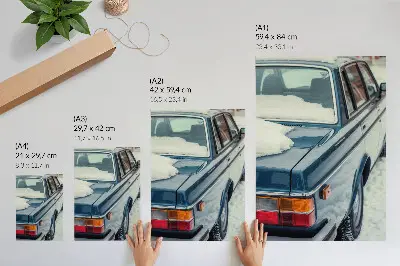 Dekoratyvinis plakatas retro automobilis sniego mėlyname ir baltame fone