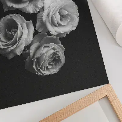 Sieninis plakatas juodai baltos rožės minimalizmas ir klasikinė elegancija