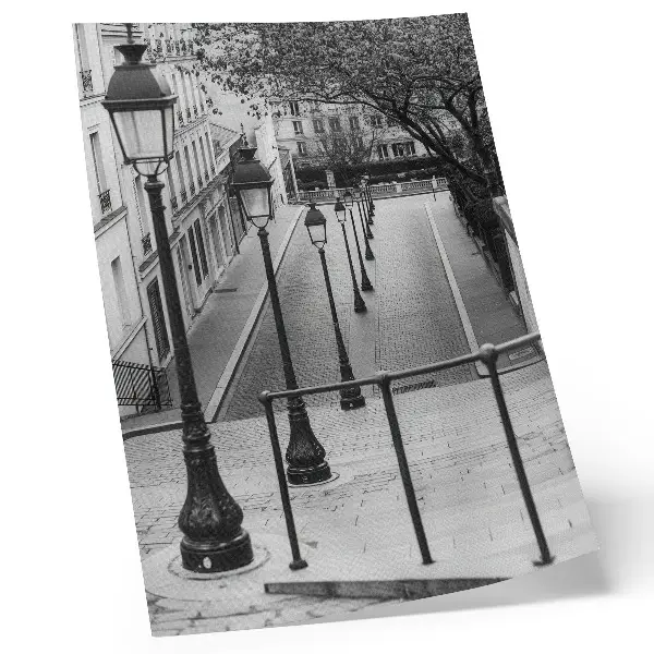 Sieninis plakatas žavingi žibintai ir graži architektūra gatvėje