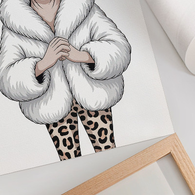 Plakatas Katė su kailiniais ir leopardo rašto kelnėmis