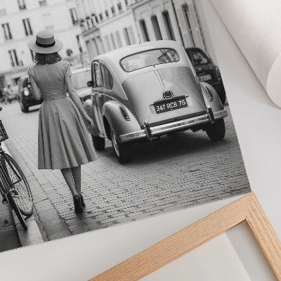Dekoratyvinis plakatas Retro žavesio moteris miesto klasikiniame automobilyje