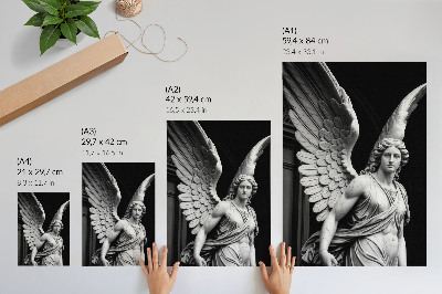 Plakatas svetainei Marmurinė angelo skulptūra, kupina detalių ir elegancijos