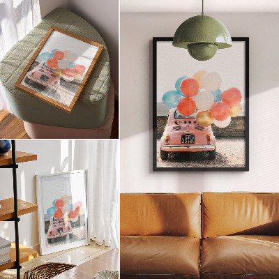 Plakatas Rožinis automobilis su balionais retro fone