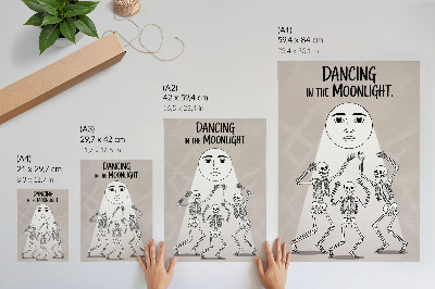 Plakatas Juodai balti skeletai smėlio spalvos mėnulio fone