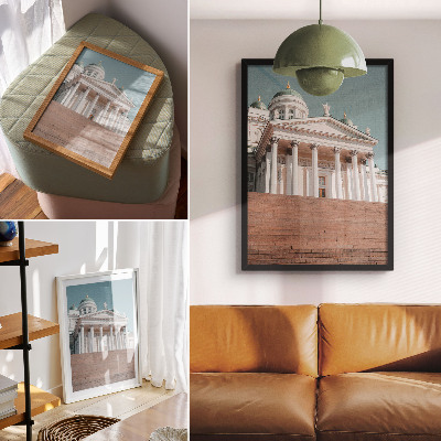 Plakatas Pastatas su kolonomis ir elegantiškomis architektūrinėmis detalėmis