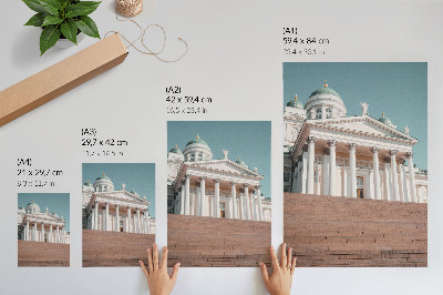 Plakatas Pastatas su kolonomis ir elegantiškomis architektūrinėmis detalėmis