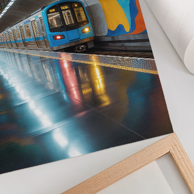 Plakatas svetainei Energingos vaivorykštės spalvos lubose virš metro