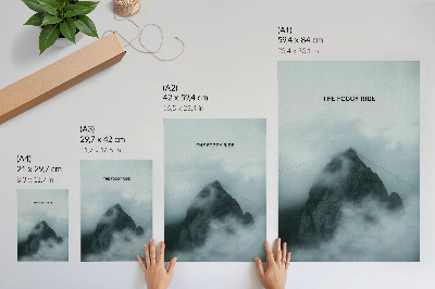 Sieninis plakatas Monochromatinė kalnų mistinė atmosfera, ramybė