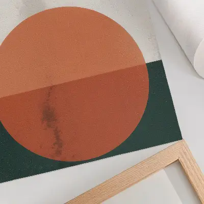 Plakatas svetainei minimalistinis paukščių skrydžio motyvas su oranžiniu apskritimu