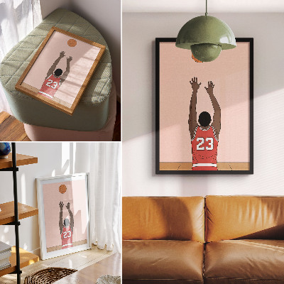 Sieninis plakatas Pastelinės rožinės spalvos krepšininkas su kamuoliu skrendančiame ore