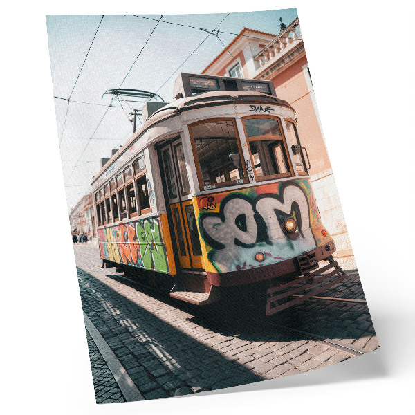 Plakatas svetainei Tramvajaus grafiti miesto gatvės architektūra