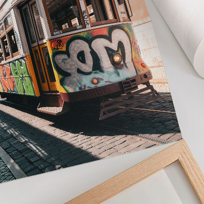 Plakatas svetainei Tramvajaus grafiti miesto gatvės architektūra