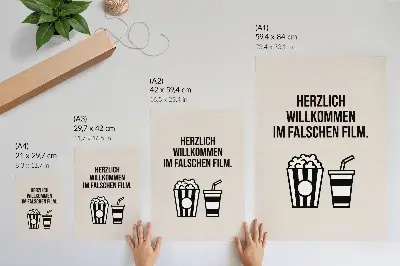 Plakatas svetainei prasmingo teksto ikonografija ant smėlio spalvos fono
