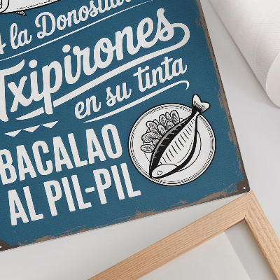 Plakatas svetainei Retro žuvies motyvas ir užrašai mėlyname fone