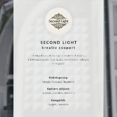 Plakatas svetainei sultingi pomidorai su vandens lašeliais