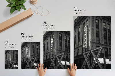 Sieninis plakatas Juodai balta architektūra su neoninėmis viešbučio šviesomis