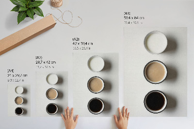 Plakatas svetainei Trijų skirtingų gėrimų minimalistinis išdėstymas