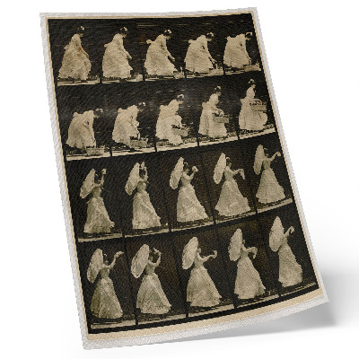 Plakatas svetainei Moteris, kelianti krepšį ir mojuojanti nosine (apie 1887 m.), Eadweard Muybridge