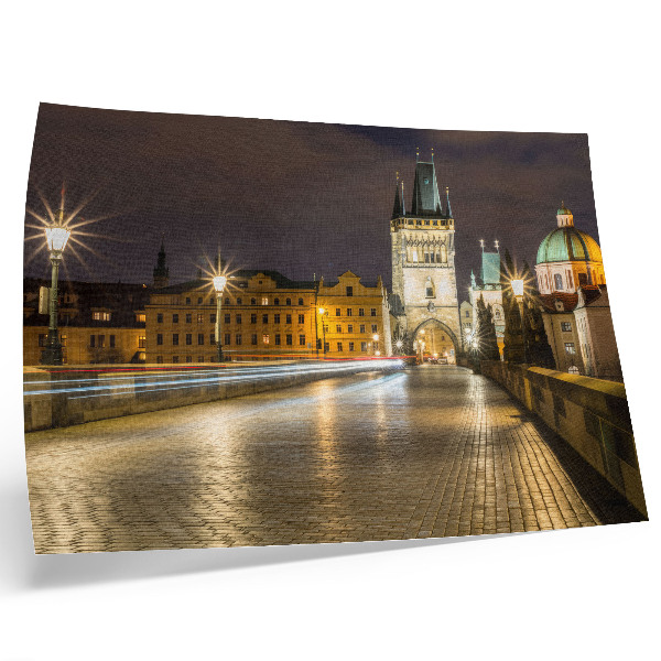 Plakatas ant drobės Žavingas naktinis miestas, apšviestas tilto architektūra