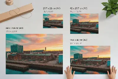 Plakatas ant drobės pramoniniai pastatai ramioje saulėlydžio atmosferoje