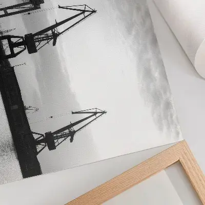 Plakatas ant drobės minimalistinis uosto kranų dizainas juodai baltas