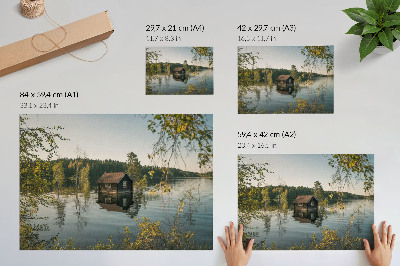 Plakatas Ežero namelis su miško vandens atspindžiu ir ramybe