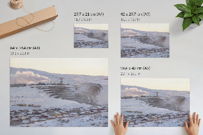 Plakatas ant drobės Žiemos peizažas su kalvomis ir kaminu