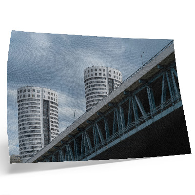 Plakatas Tiltas ir dangoraižiai modernumas simetrija elegancija