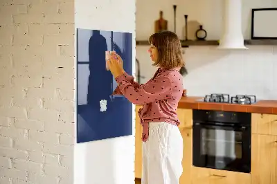 Magnetinė lenta su rašikliu tamsiai mėlyna