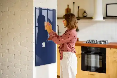 Magnetinė lenta su rašikliu tamsiai mėlyna