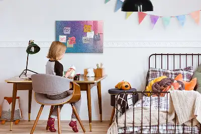 Magnetinė rašymo lenta su gradientiniu raštu