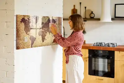 Magnetinė rašymo lenta su senovinio pasaulio žemėlapio dizainu
