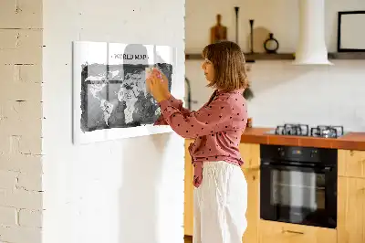 Magnetinė sauso valymo lenta su retro pasaulio žemėlapio motyvu