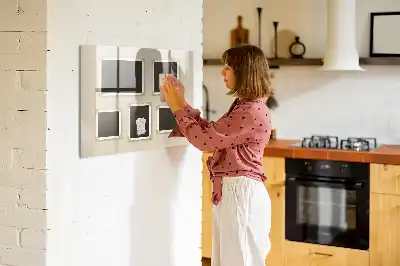 Magnetinė rašymo lenta su retro stiliaus rėmeliais