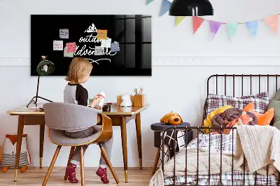 Magnetinė sauso valymo lenta nuotykių tema