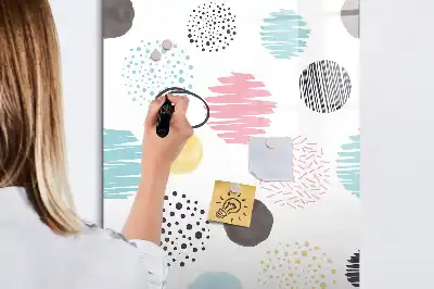 Magnetinė sauso valymo lenta su spalvingais apskritimais