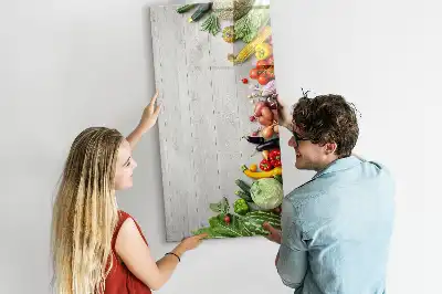 Magnetinė sauso valymo lenta daržovės ant medžio