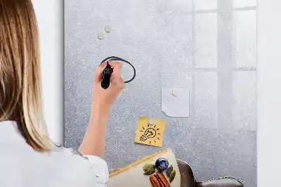 Magnetinė sauso valymo lenta pyrago gabalėlio formos