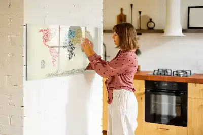 Magnetinė rašymo lenta su raidiniu pasaulio žemėlapiu